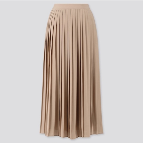 Uniqlo Dresses & Skirts - Uniqlo Pleated Midi Cream Skirt